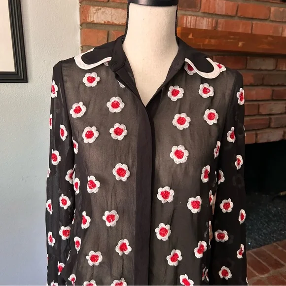 Alice + Olivia Willa Floral Embellished Scalloped Collar Placket Top Black Sz S - Picture 6 of 15
